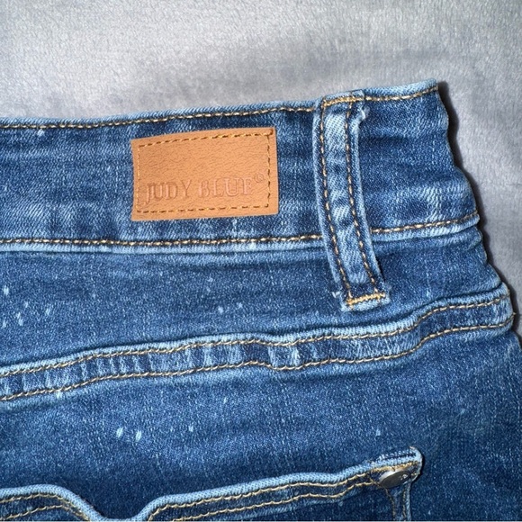 Judy Blue Galaxy Splash Denim Jean Shorts Women’s Size 2XL - Picture 8 of 11